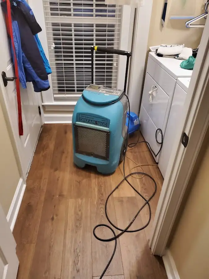Commercial dehumidifier deployed for Flood Damage Cleanup in Zion